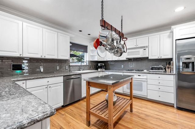 4517 Willowbend Boulevard, Houston, TX 77035