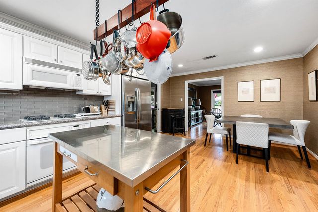 4517 Willowbend Boulevard, Houston, TX 77035