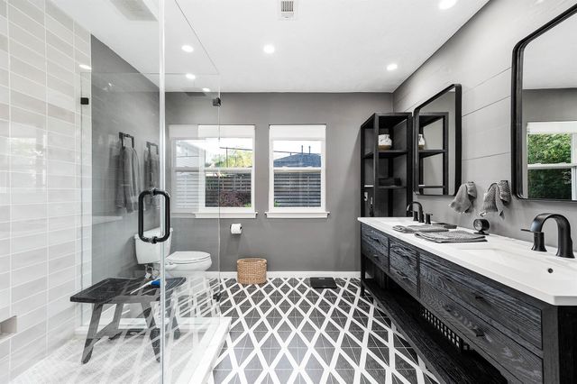 4517 Willowbend Boulevard, Houston, TX 77035