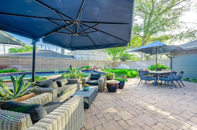 4517 Willowbend Boulevard, Houston, TX 77035