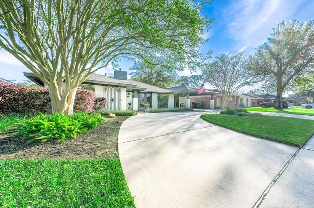 4517 Willowbend Boulevard, Houston, TX 77035