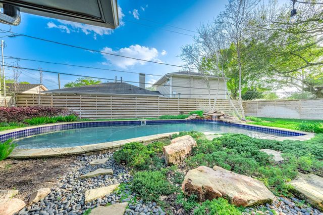 4517 Willowbend Boulevard, Houston, TX 77035