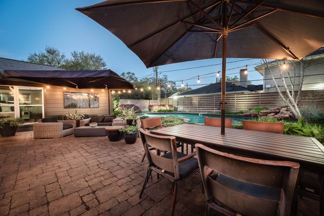 4517 Willowbend Boulevard, Houston, TX 77035