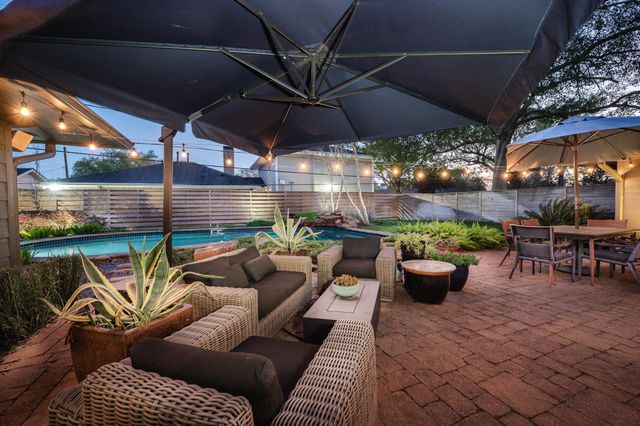 4517 Willowbend Boulevard, Houston, TX 77035