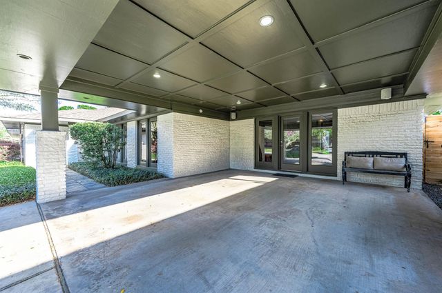 4517 Willowbend Boulevard, Houston, TX 77035