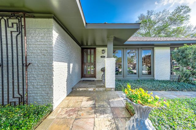 4517 Willowbend Boulevard, Houston, TX 77035