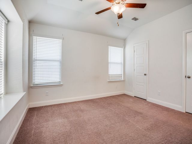 229 Town Park Avenue, Princeton, TX 75407