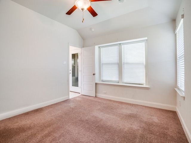 229 Town Park Avenue, Princeton, TX 75407