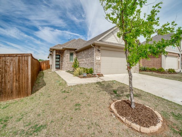 229 Town Park Avenue, Princeton, TX 75407