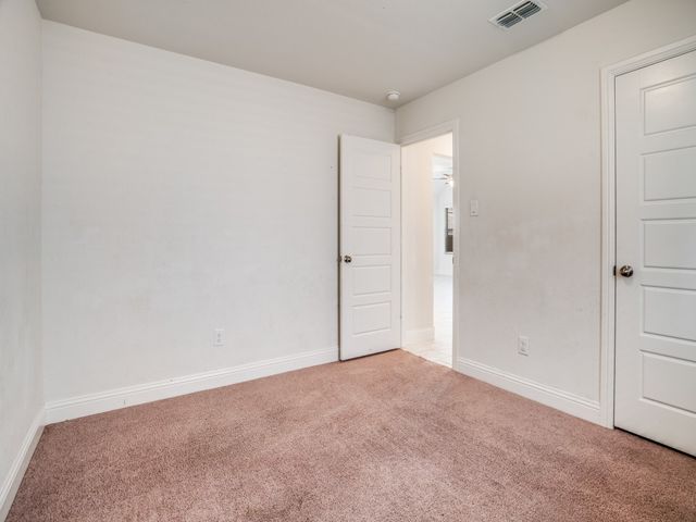 229 Town Park Avenue, Princeton, TX 75407