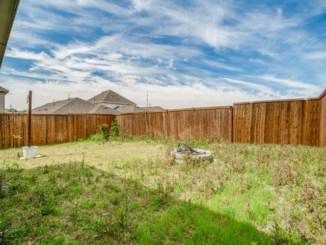 229 Town Park Avenue, Princeton, TX 75407