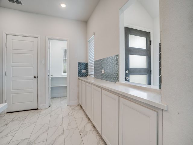 229 Town Park Avenue, Princeton, TX 75407