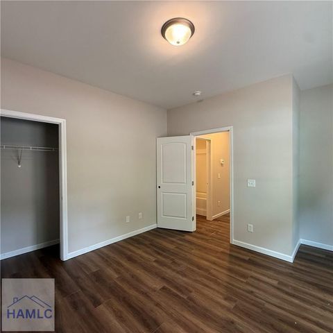 1302 Kentucky Street, Darien, GA 31305