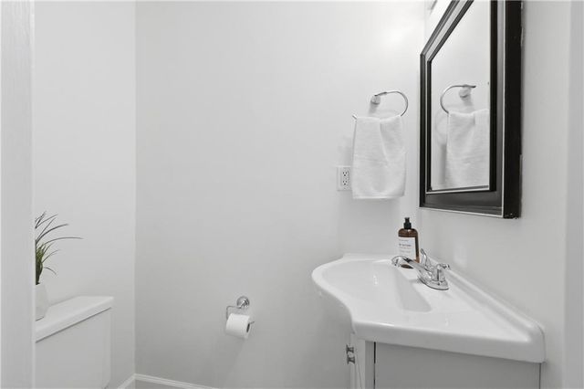 1677 Wynndowne SE Trail, Smyrna, GA 30080