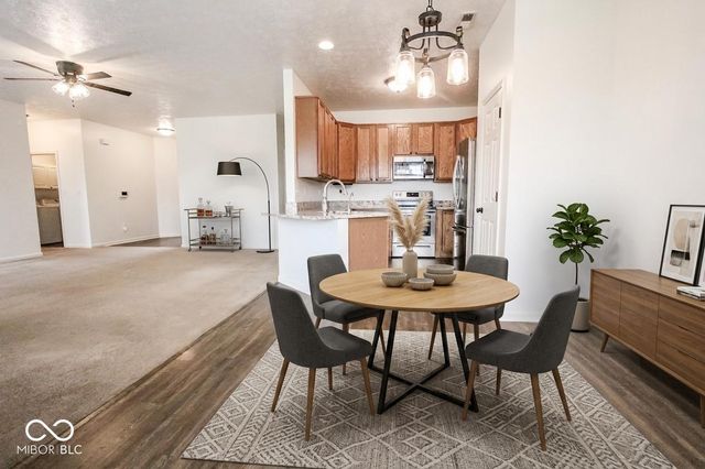 10502 Mallard Glen Court, Indianapolis, IN 46239