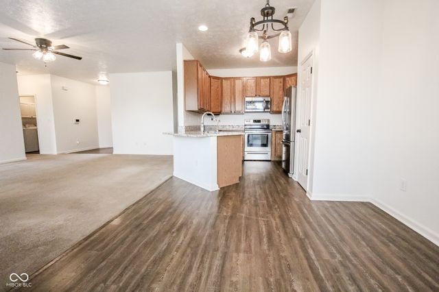 10502 Mallard Glen Court, Indianapolis, IN 46239