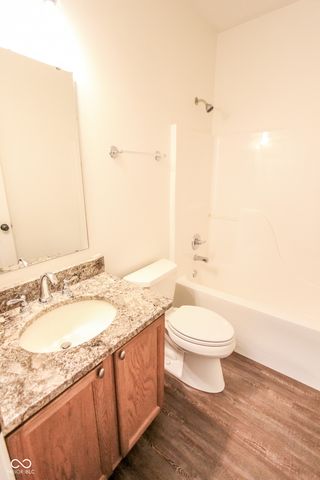 10502 Mallard Glen Court, Indianapolis, IN 46239