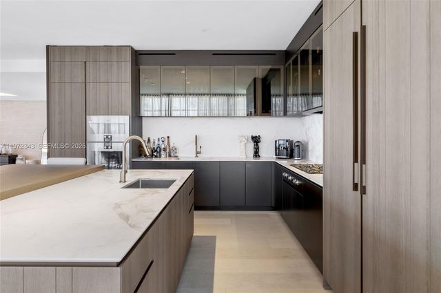 8955 NE Collins Ave 301, Surfside, FL 33154