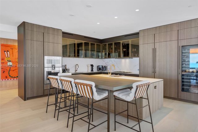 8955 NE Collins Ave 301, Surfside, FL 33154