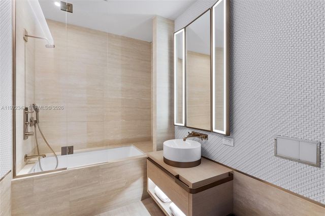 8955 NE Collins Ave 301, Surfside, FL 33154