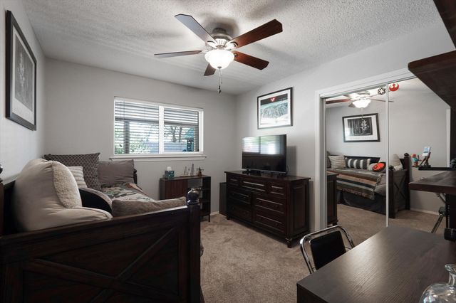 12112 Apache Avenue NE, Albuquerque, NM 87112