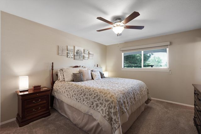12112 Apache Avenue NE, Albuquerque, NM 87112