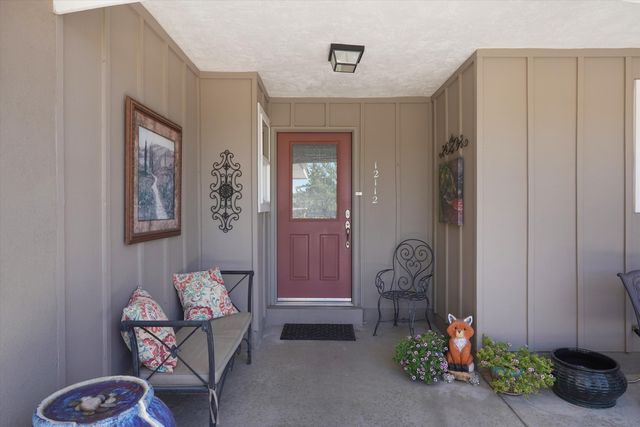 12112 Apache Avenue NE, Albuquerque, NM 87112