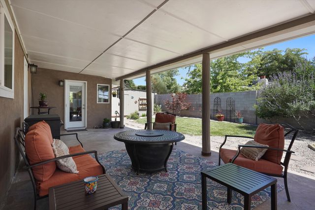 12112 Apache Avenue NE, Albuquerque, NM 87112