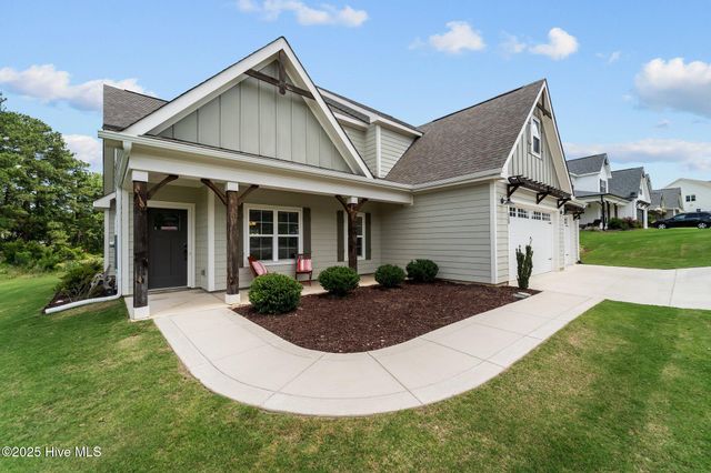130 Amelia Drive, Carthage, NC 28327