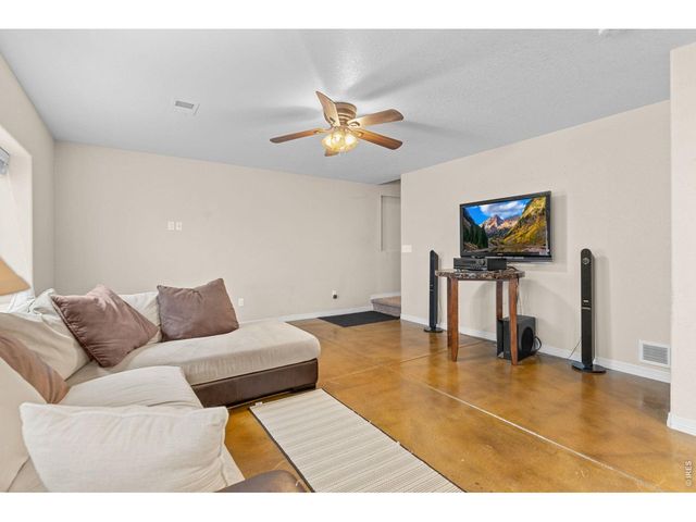 562 Dakota Ct, Windsor, CO 80550