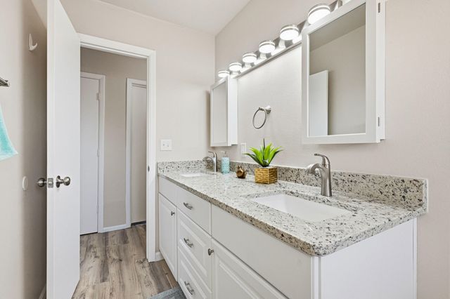 503 N Eleventh Street, Belen, NM 87002