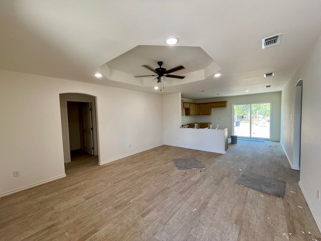Image 2 of property listing at 3802 Crockett Street, San Angelo, TX 76903