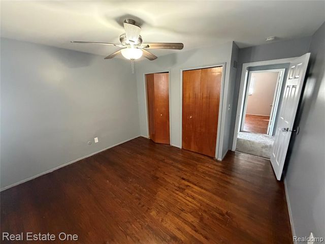 34639 Richard O Dr, Sterling Heights, MI 48310