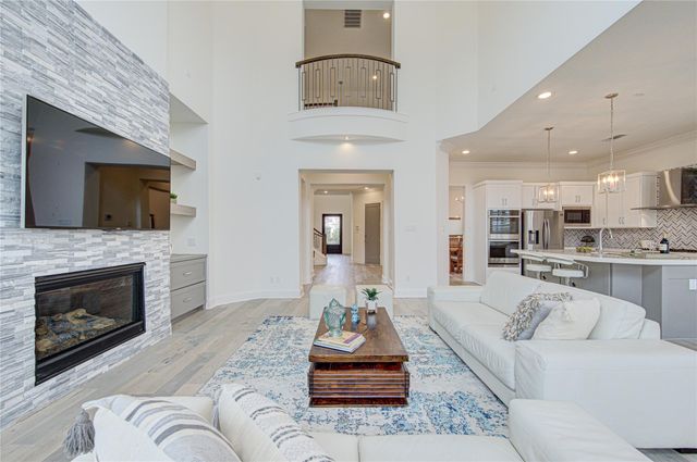 13703 Northwood Meadow Circle, Houston, TX 77077