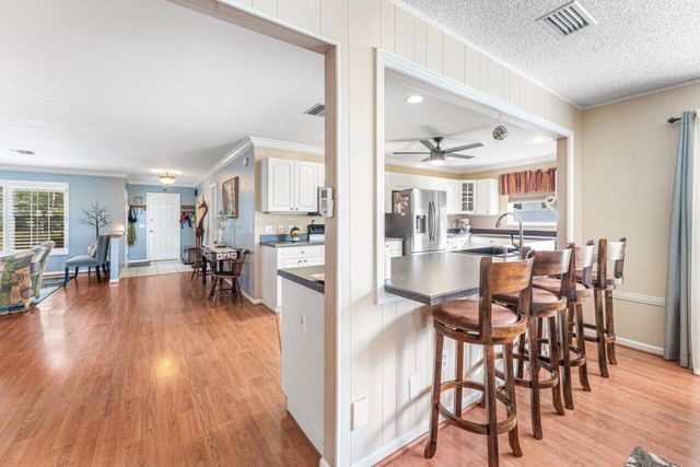 7332 Oakmont Drive, Lake Worth, FL 33467