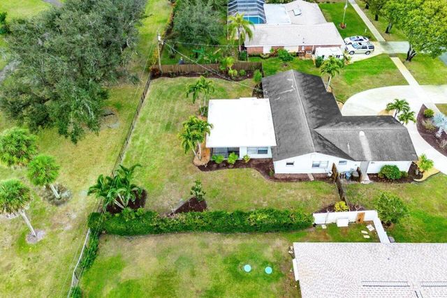 7332 Oakmont Drive, Lake Worth, FL 33467