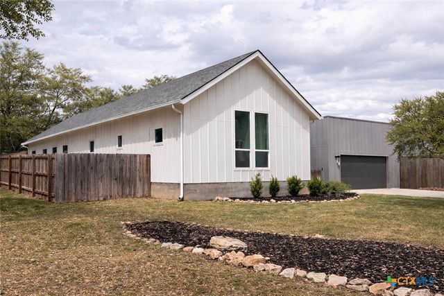 5 Cripple Creek Court, Wimberley, TX 78676