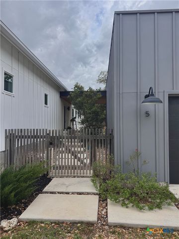 5 Cripple Creek Court, Wimberley, TX 78676