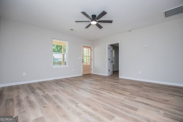 115 Pine Street, Carrollton, GA 30117