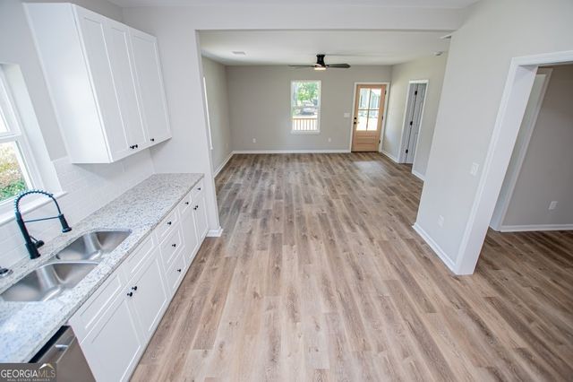 115 Pine Street, Carrollton, GA 30117