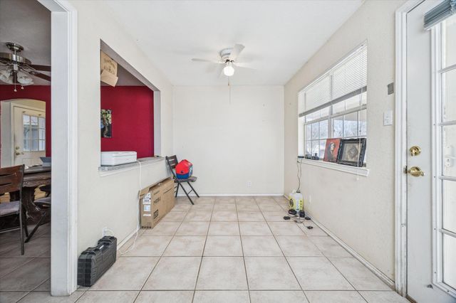 1836 Ridgeview DR, Kingsland, TX 78639