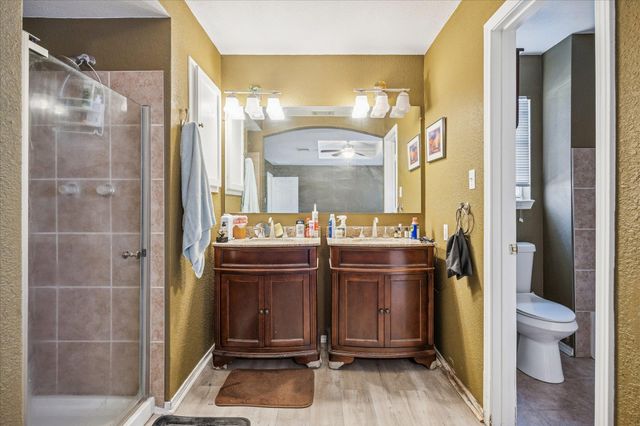 1836 Ridgeview DR, Kingsland, TX 78639