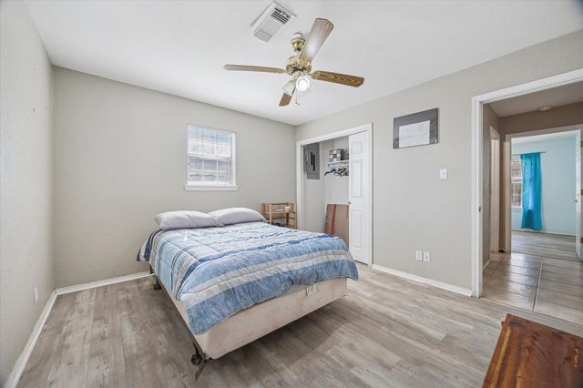 1836 Ridgeview DR, Kingsland, TX 78639