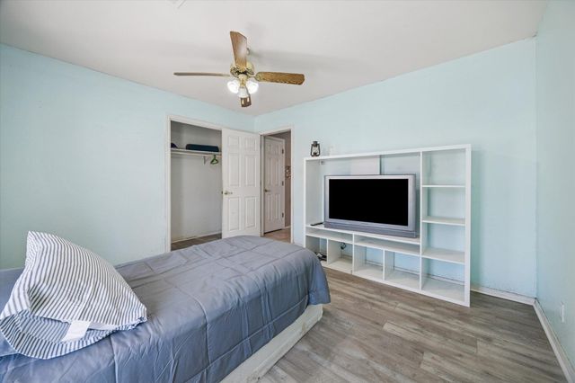 1836 Ridgeview DR, Kingsland, TX 78639