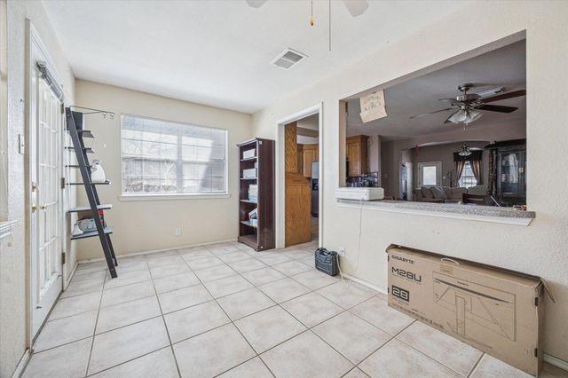 1836 Ridgeview DR, Kingsland, TX 78639