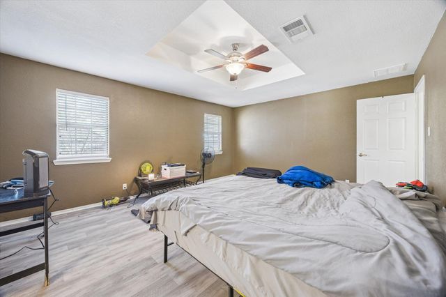 1836 Ridgeview DR, Kingsland, TX 78639