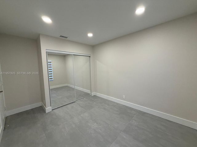 755 Falling Water Rd, Weston, FL 33326