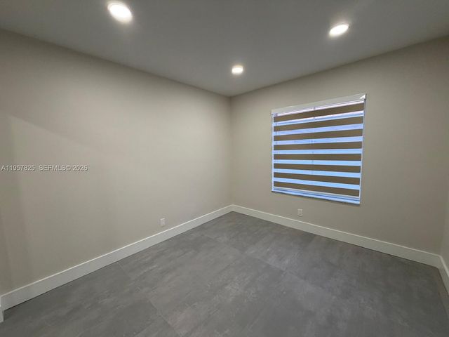 755 Falling Water Rd, Weston, FL 33326