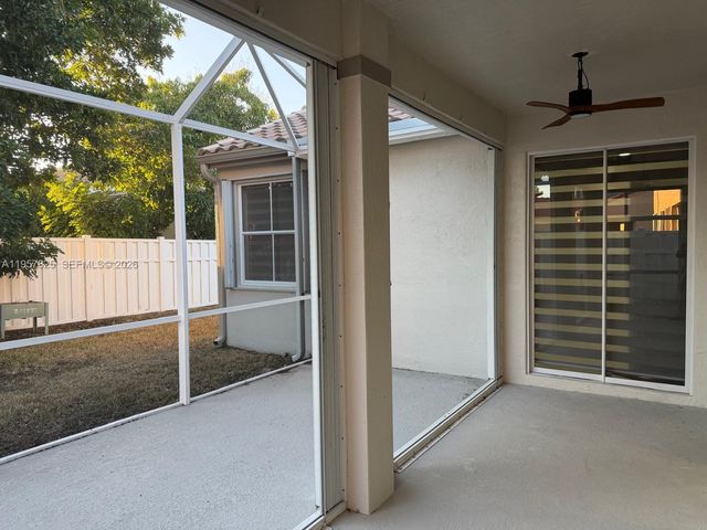 755 Falling Water Rd, Weston, FL 33326