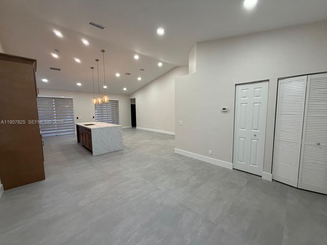 755 Falling Water Rd, Weston, FL 33326